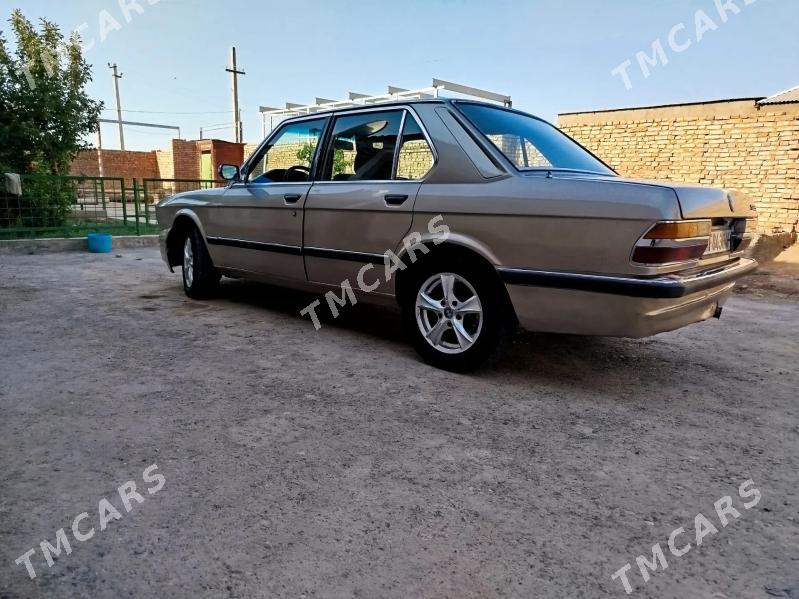 BMW 520 1986 - 26 000 TMT - Tejen - img 5
