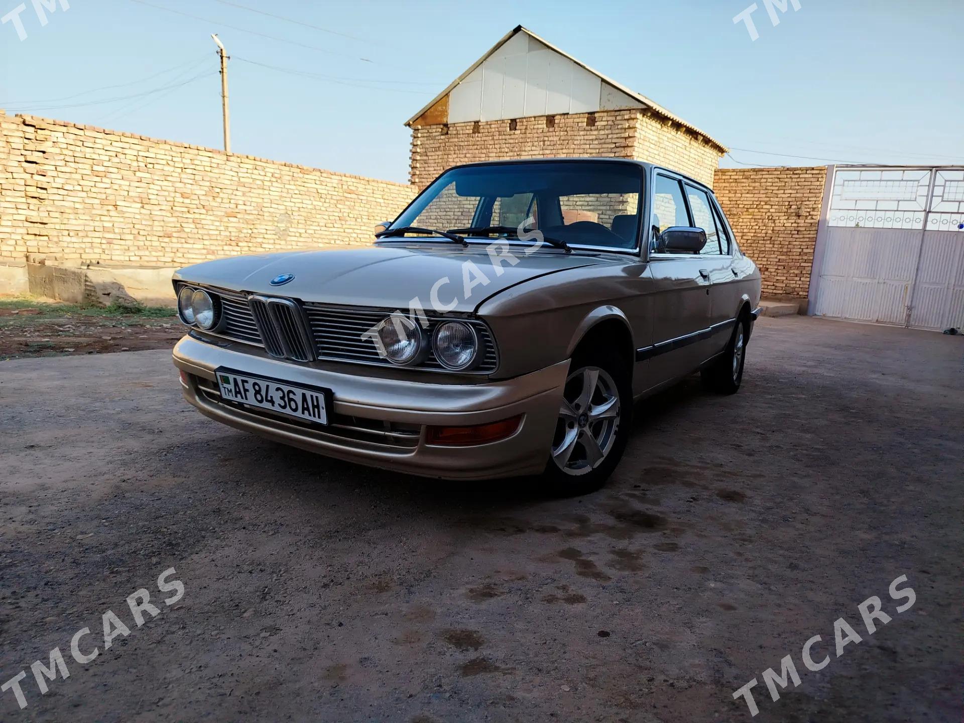 BMW 520 1986 - 26 000 TMT - Tejen - img 1