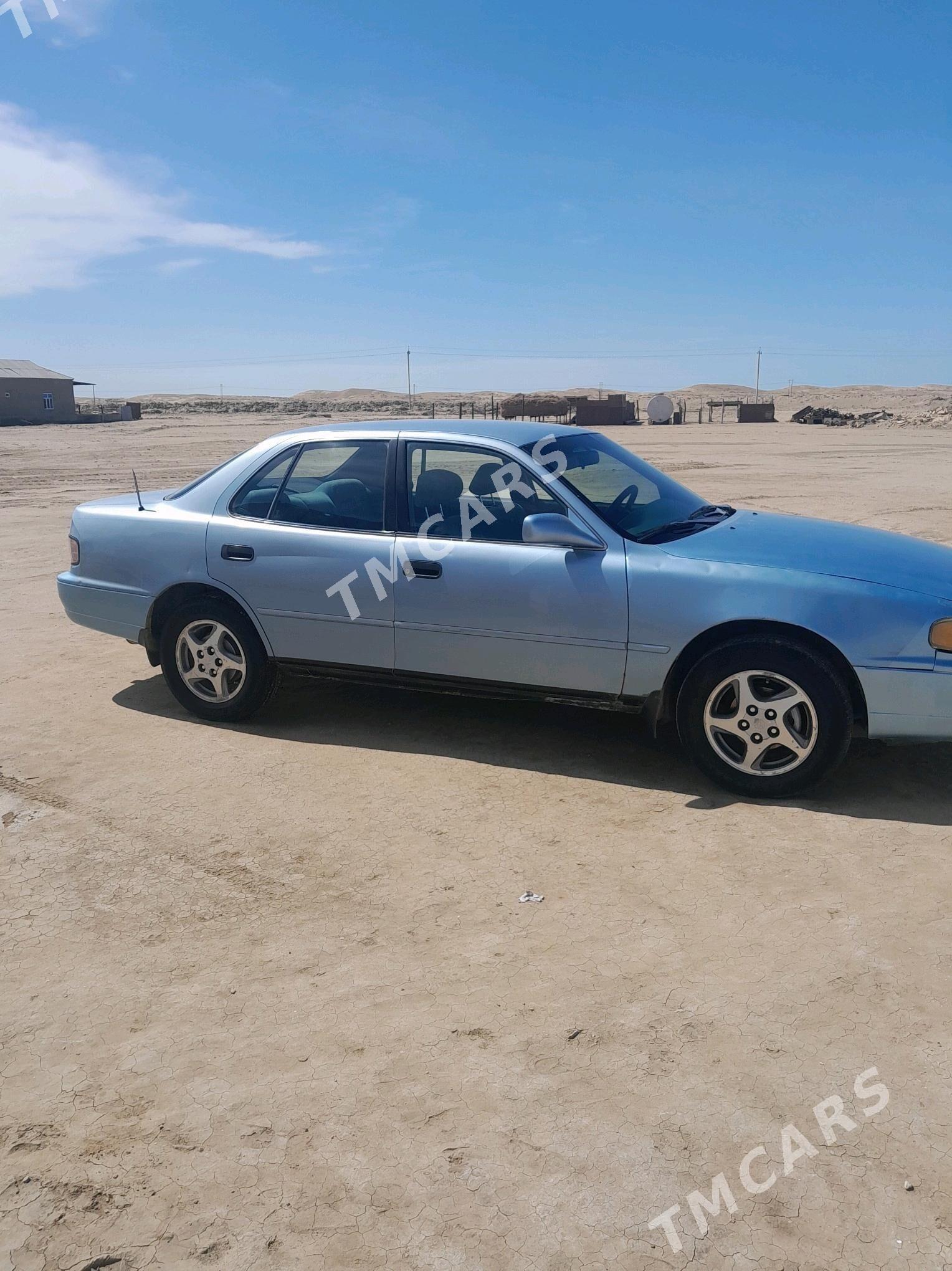 Toyota Camry 1993 - 80 000 TMT - Esenguly - img 4