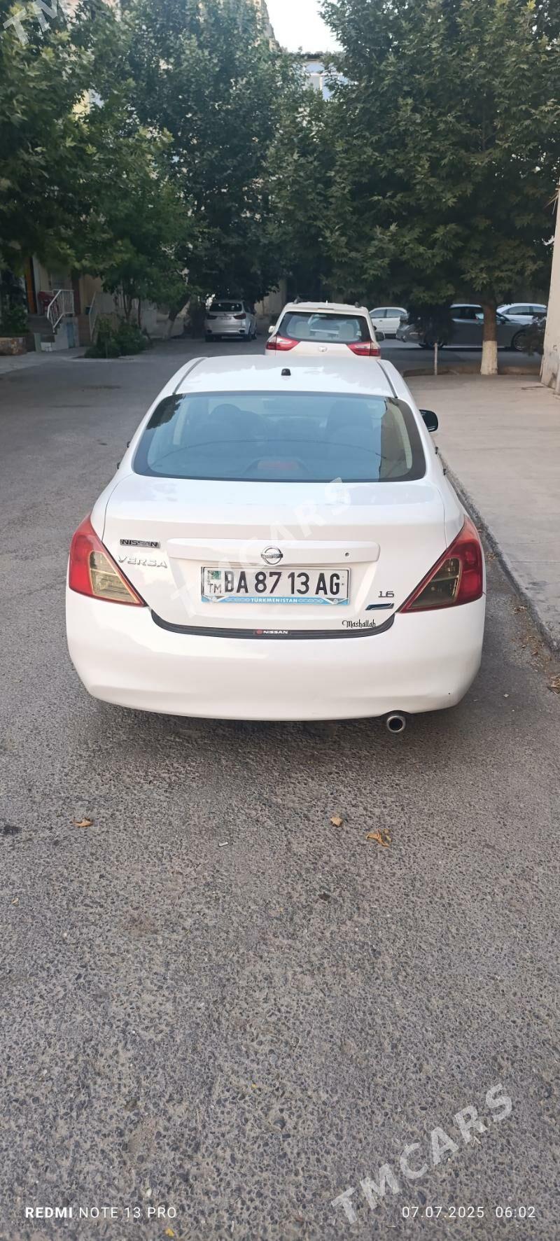 Nissan Versa 2012 - 100 000 TMT - Kim raýon - img 5