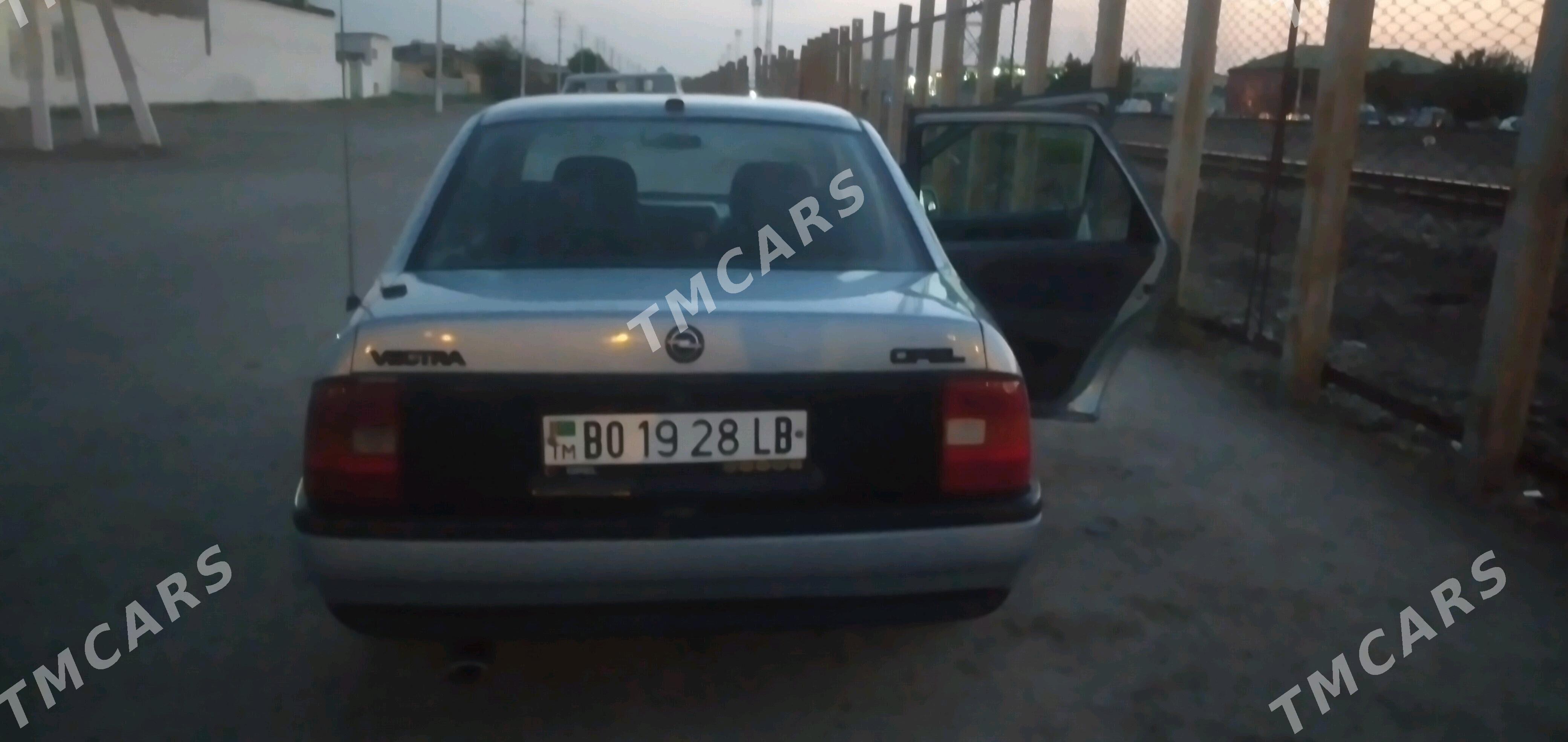 Opel Vectra 1990 - 38 000 TMT - Türkmenabat - img 1