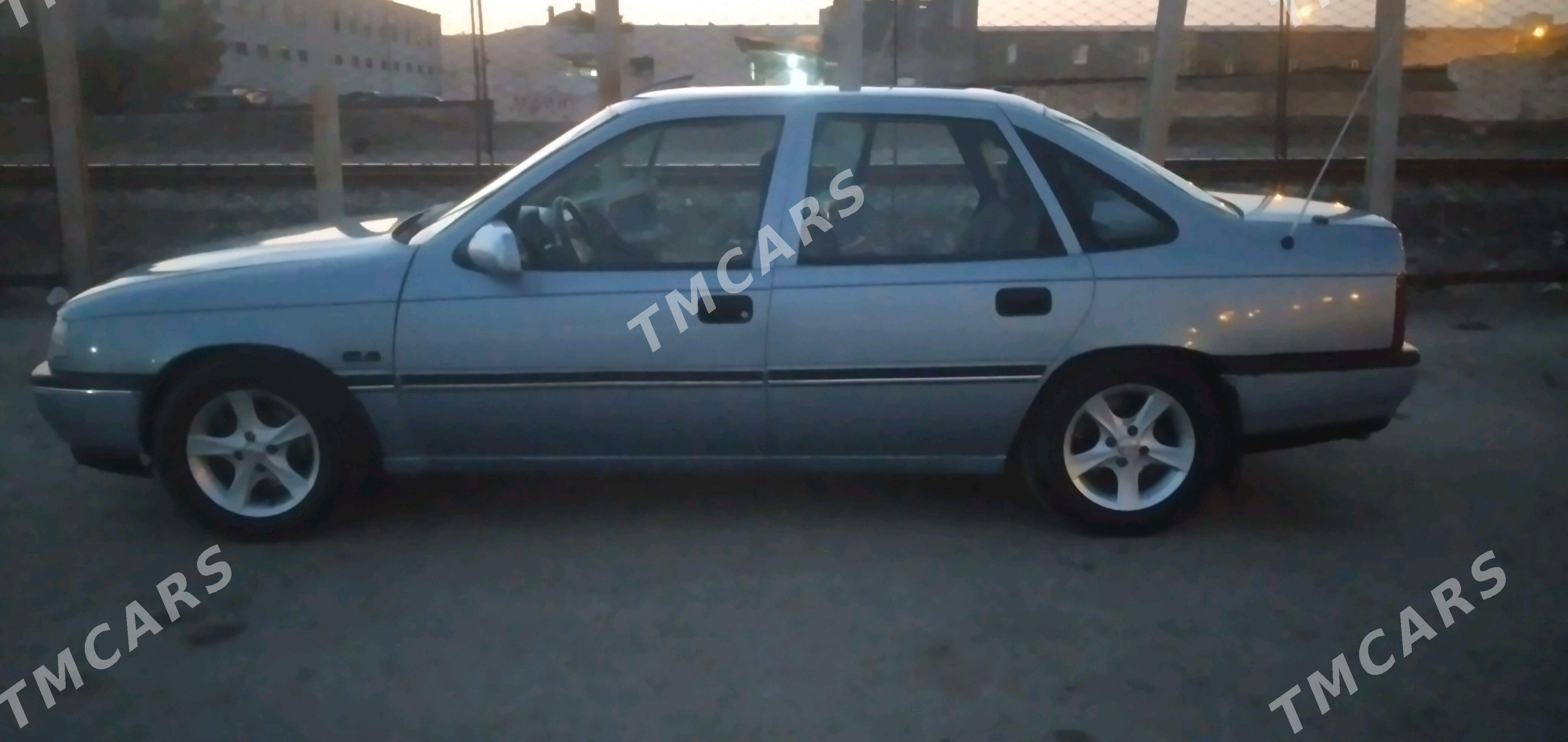 Opel Vectra 1990 - 38 000 TMT - Türkmenabat - img 3