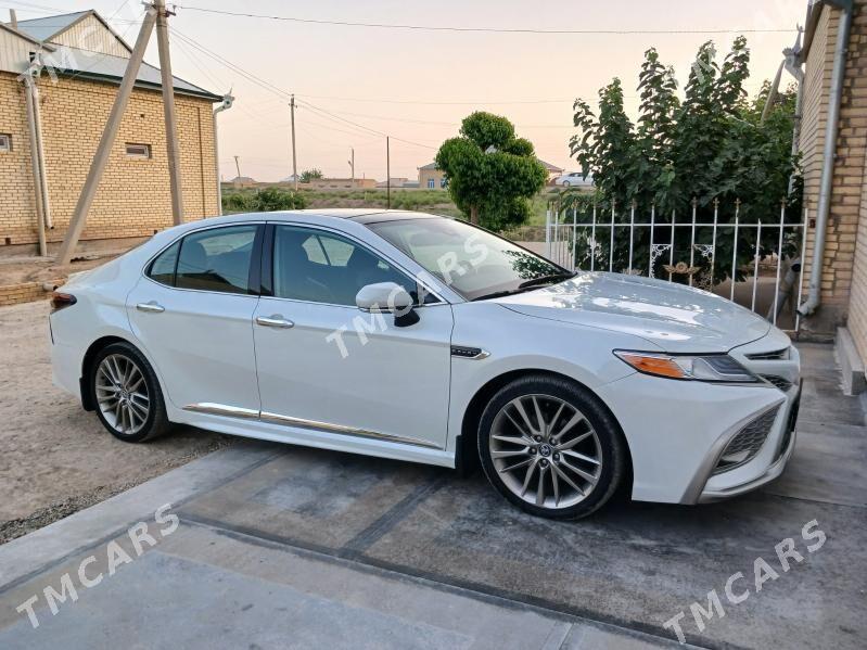 Toyota Camry 2022 - 350 000 TMT - Байрамали - img 4