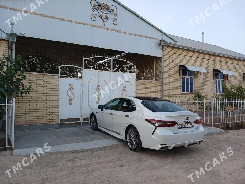 Toyota Camry 2022 - 350 000 TMT - Байрамали - img 5