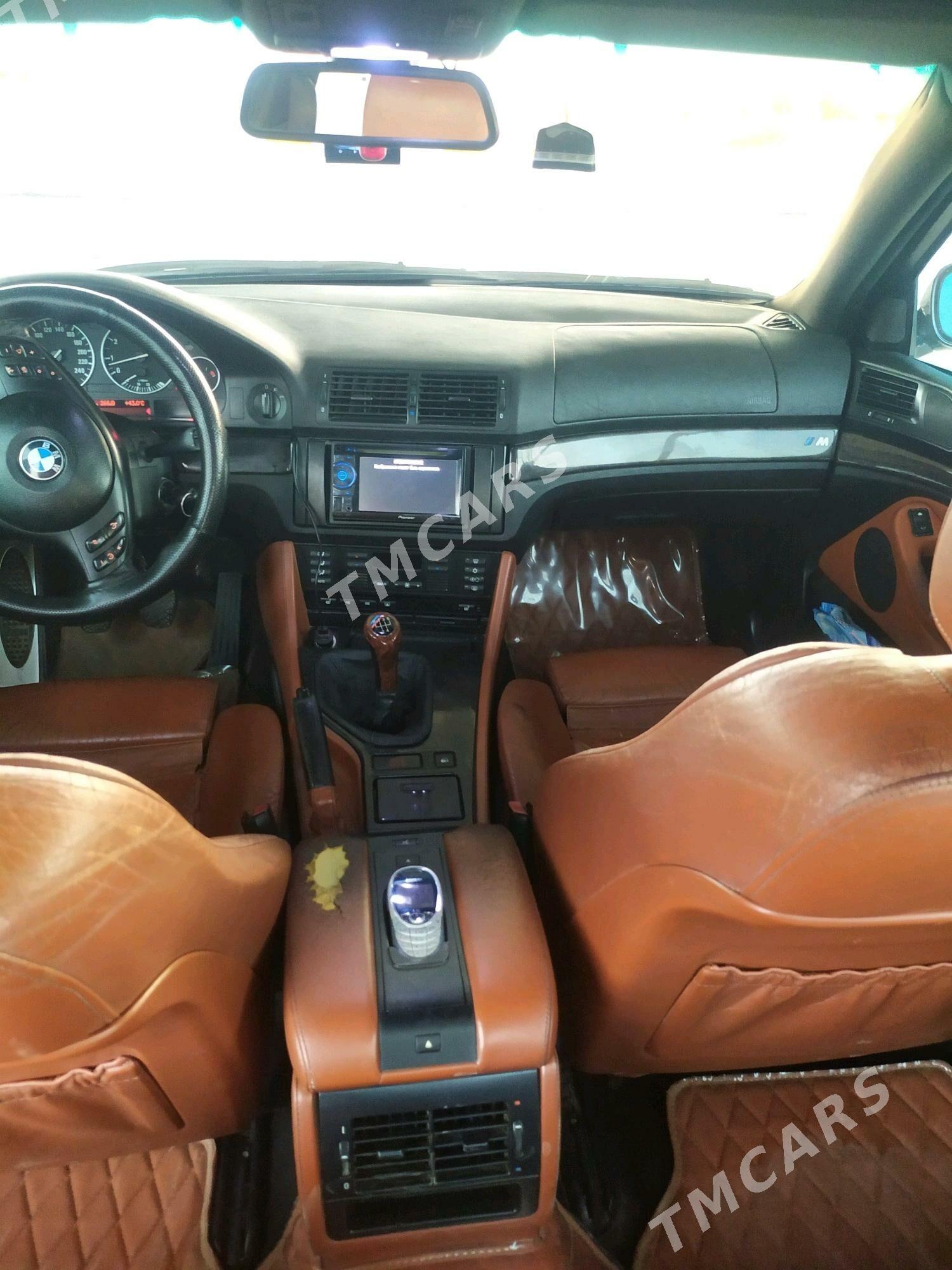 BMW E39 2003 - 160 000 TMT - Türkmenabat - img 6