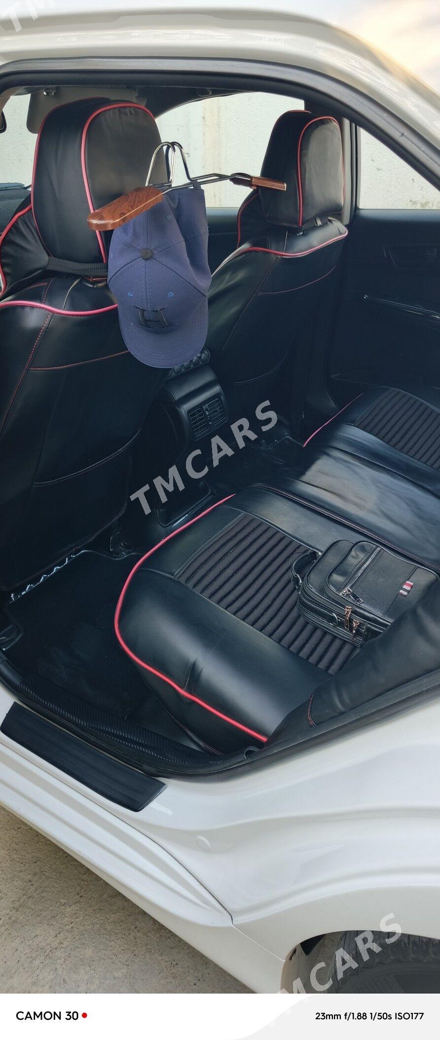 Toyota Camry 2012 - 200 000 TMT - Çoganly - img 1