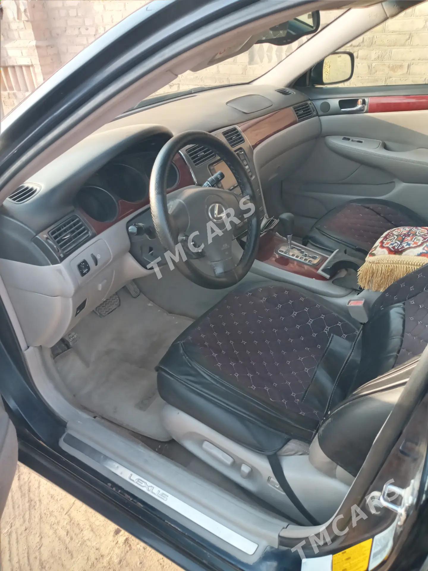 Lexus ES 300 2002 - 135 000 TMT - Гурбансолтан Едже - img 1