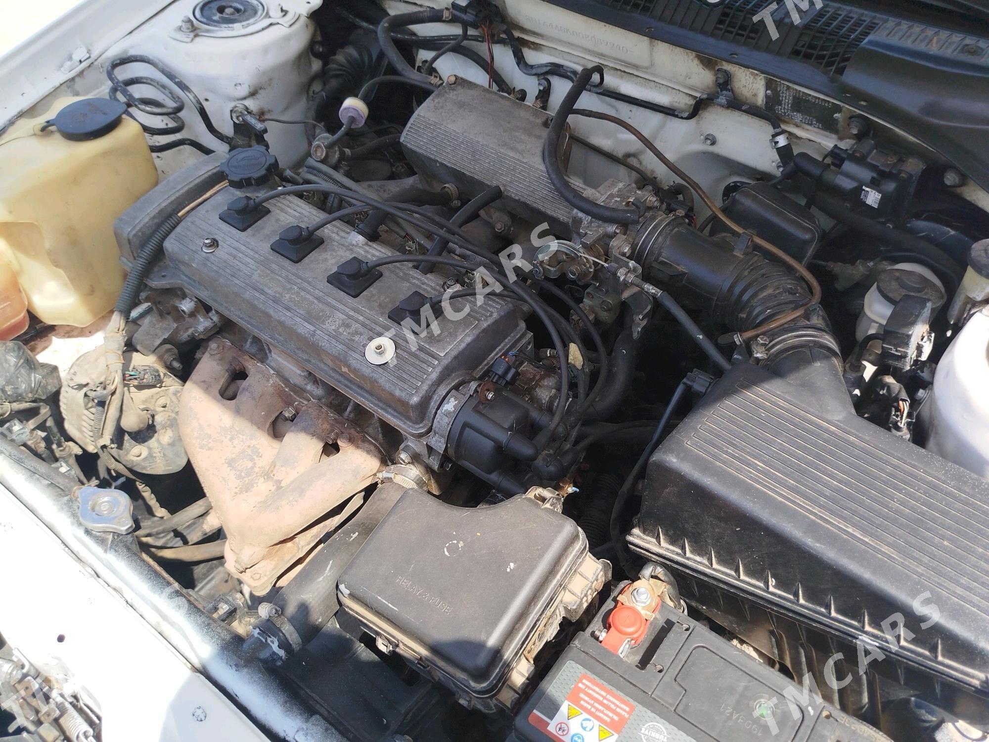 Toyota Carina 1995 - 70 000 TMT - Daşoguz - img 4
