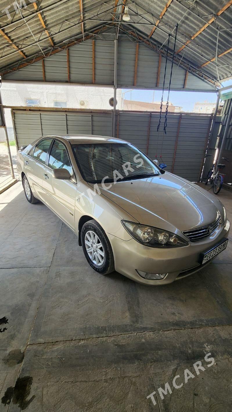 Toyota Camry 2003 - 175 000 TMT - Мары - img 4
