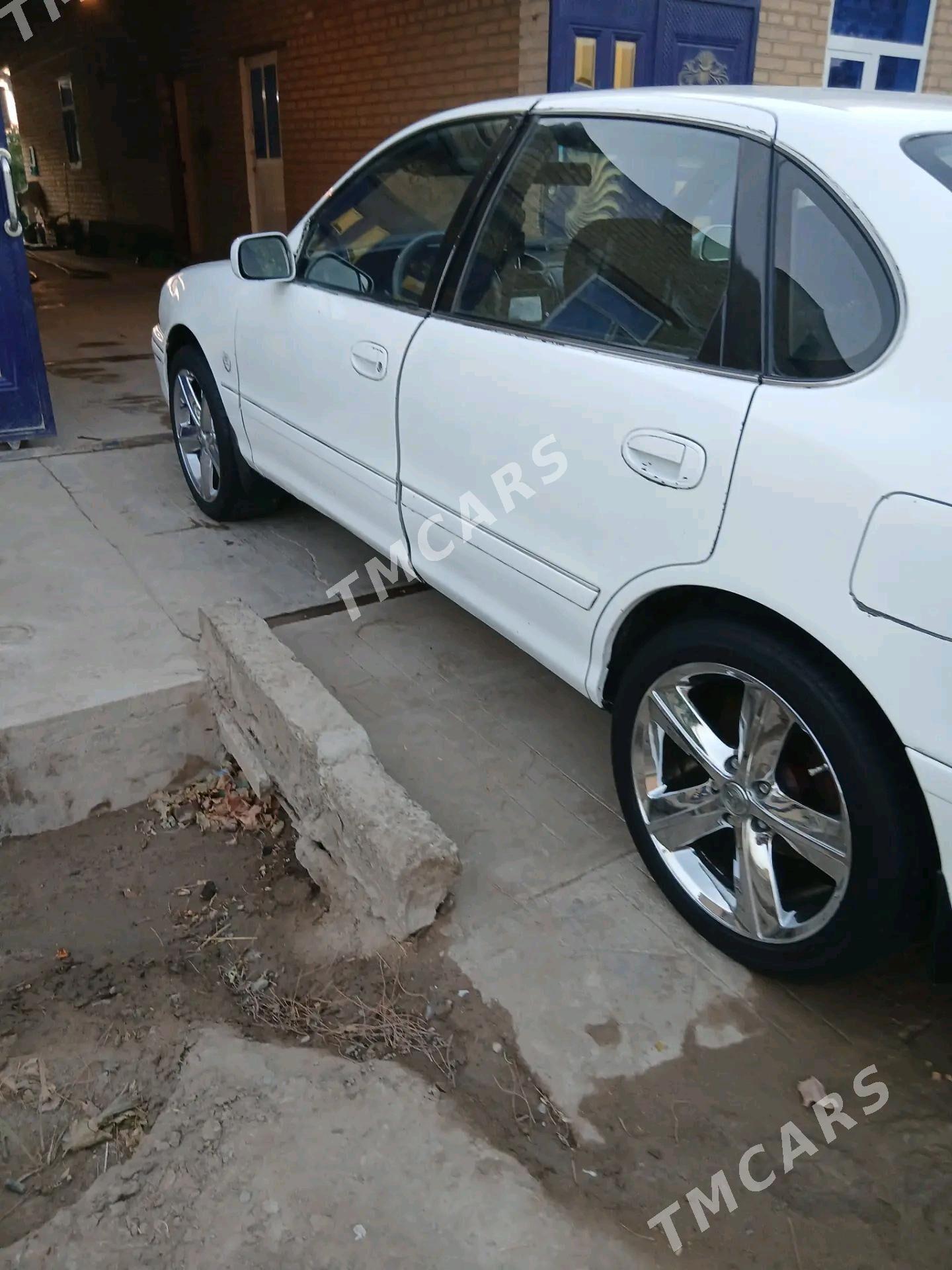 Toyota Avalon 1997 - 90 000 TMT - Garabekewül - img 3