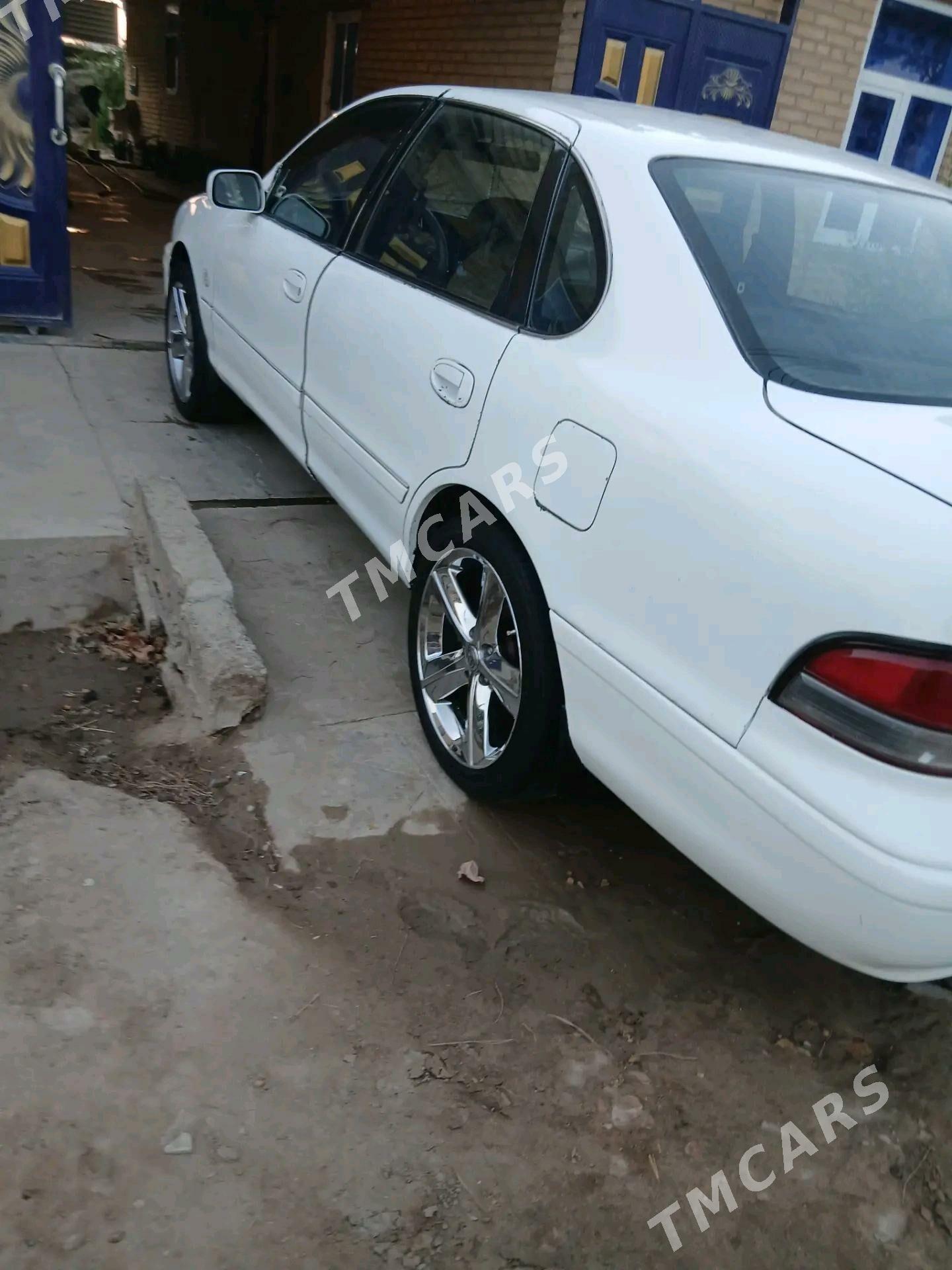 Toyota Avalon 1997 - 90 000 TMT - Garabekewül - img 2