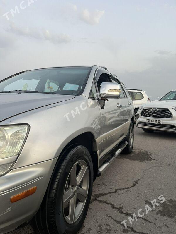 Lexus RX 300 1999 - 140 000 TMT - Гурбансолтан Едже - img 1