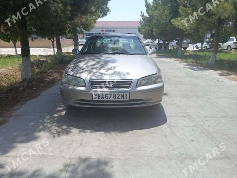 Toyota Camry 1998 - 110 000 TMT - Мары - img 1