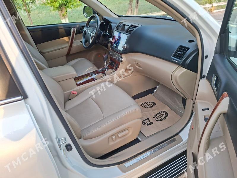Toyota Highlander 2011 - 380 000 TMT - Türkmenabat - img 2