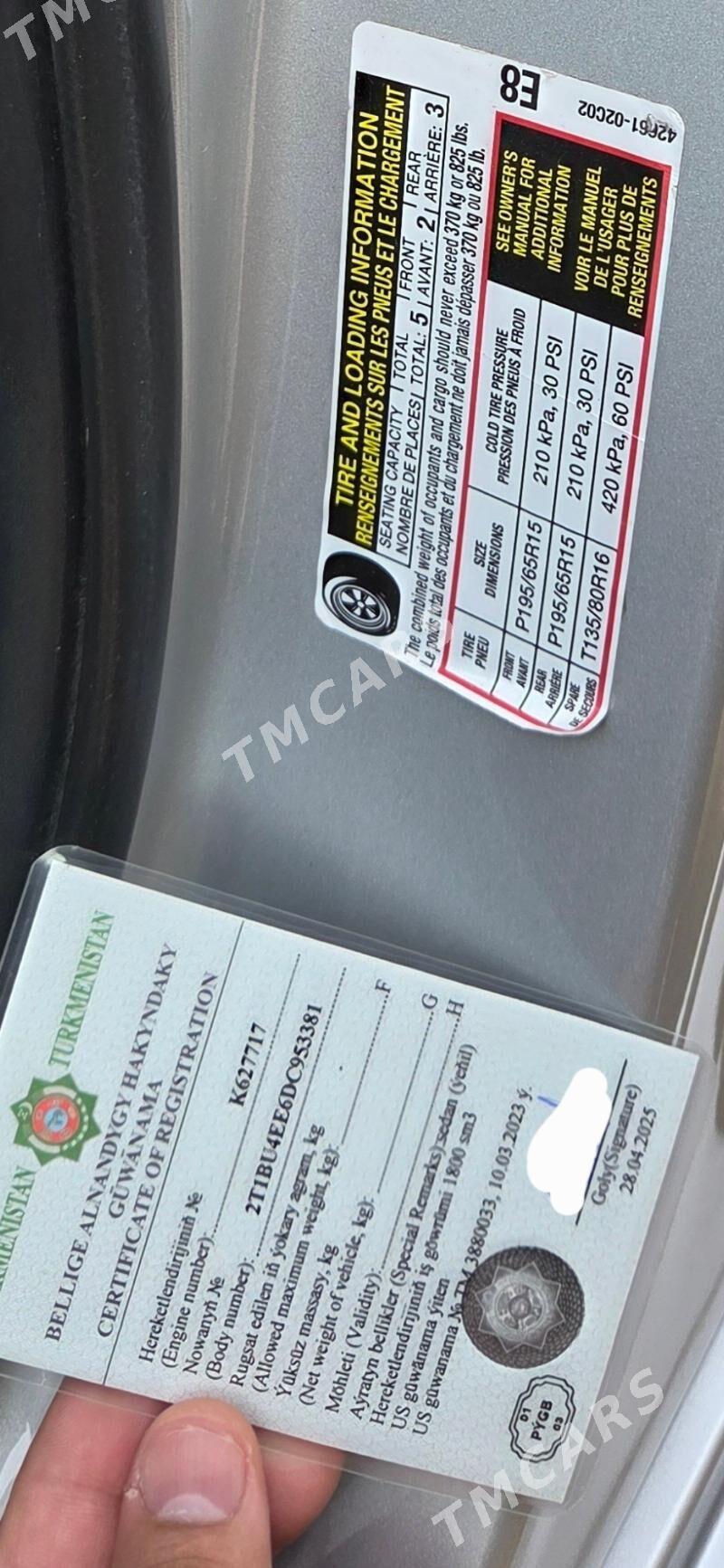 Toyota Corolla 2012 - 182 000 TMT - Кëши - img 8