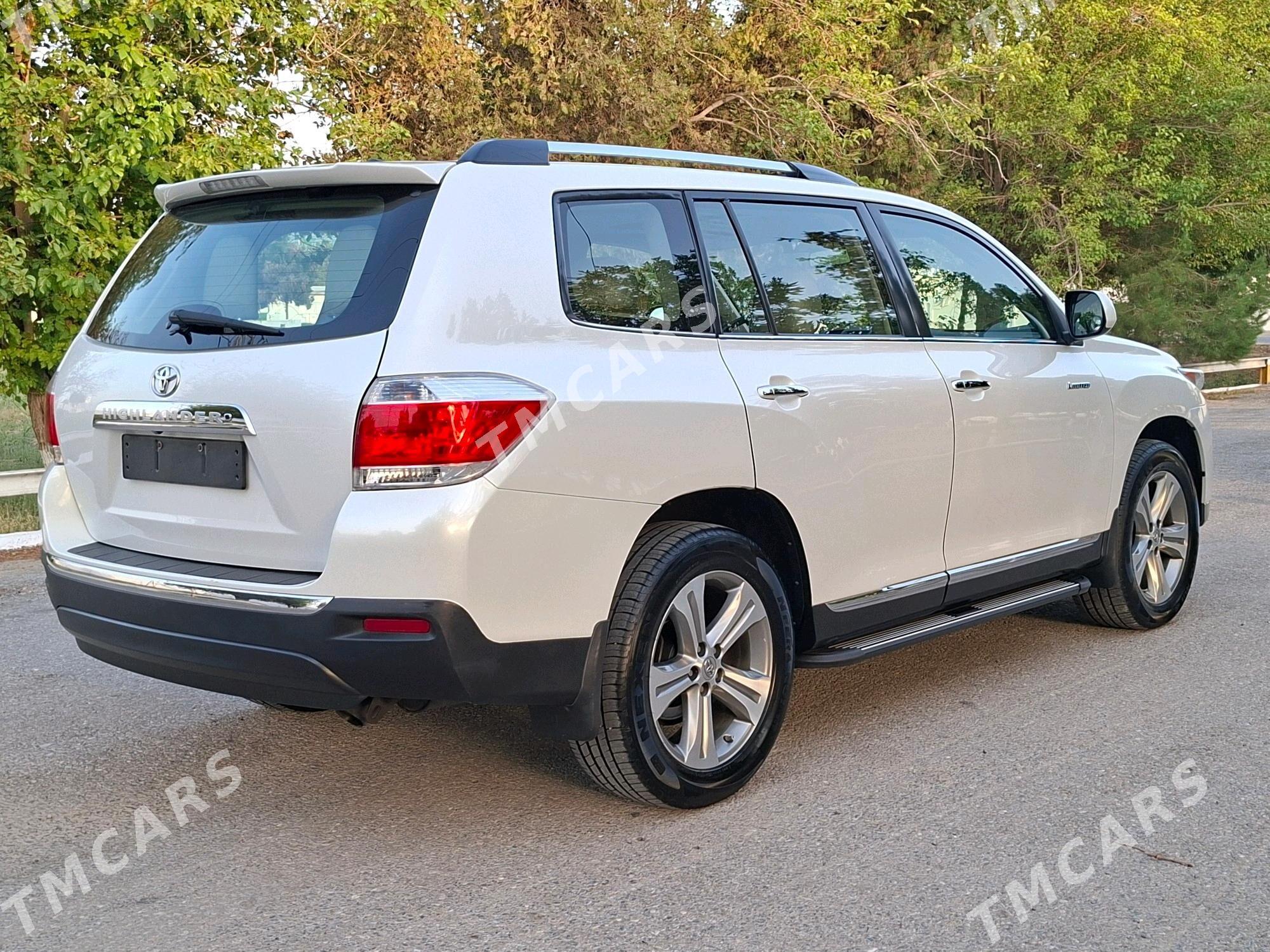 Toyota Highlander 2011 - 380 000 TMT - Türkmenabat - img 9