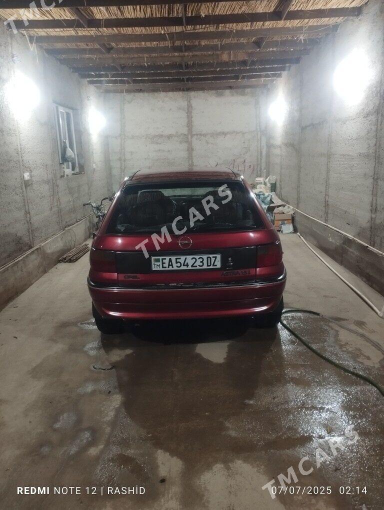 Opel Astra 1993 - 50 000 TMT - Кёнеургенч - img 4