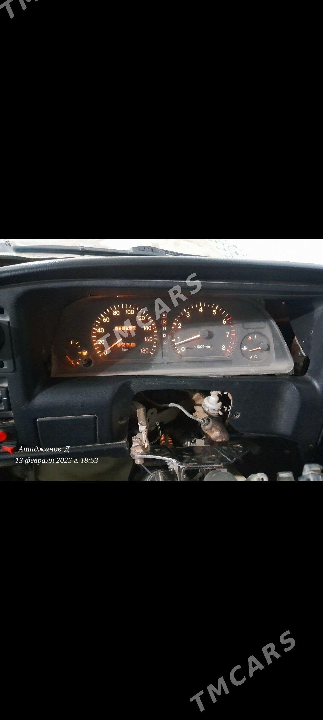 Toyota Hiace 1989 - 51 000 TMT - Фарап - img 4
