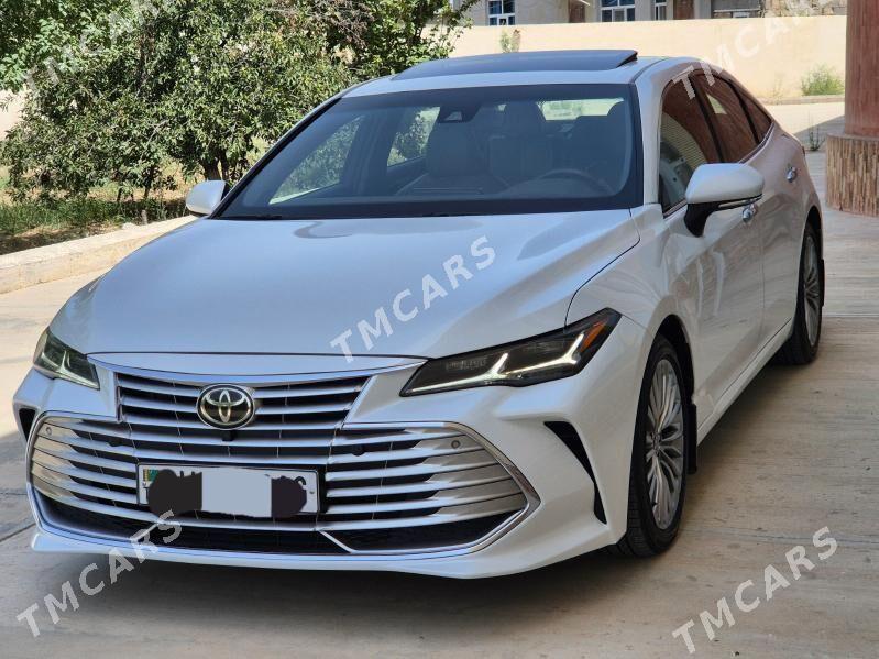 Toyota Avalon 2023 - 500 000 TMT - Бузмеин - img 2