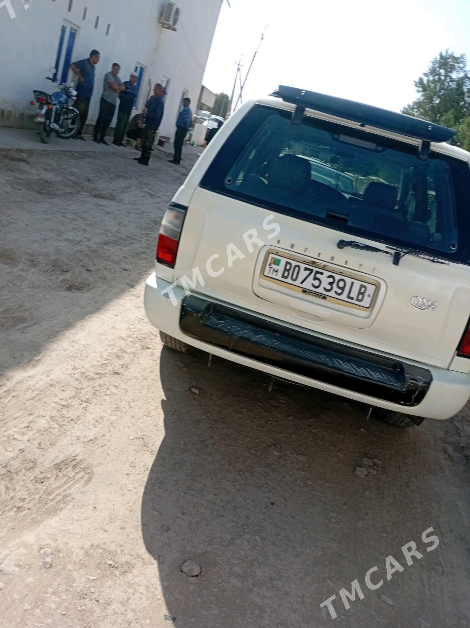 Infiniti QX4 1998 - 90 000 TMT - Гарабекевюл - img 1