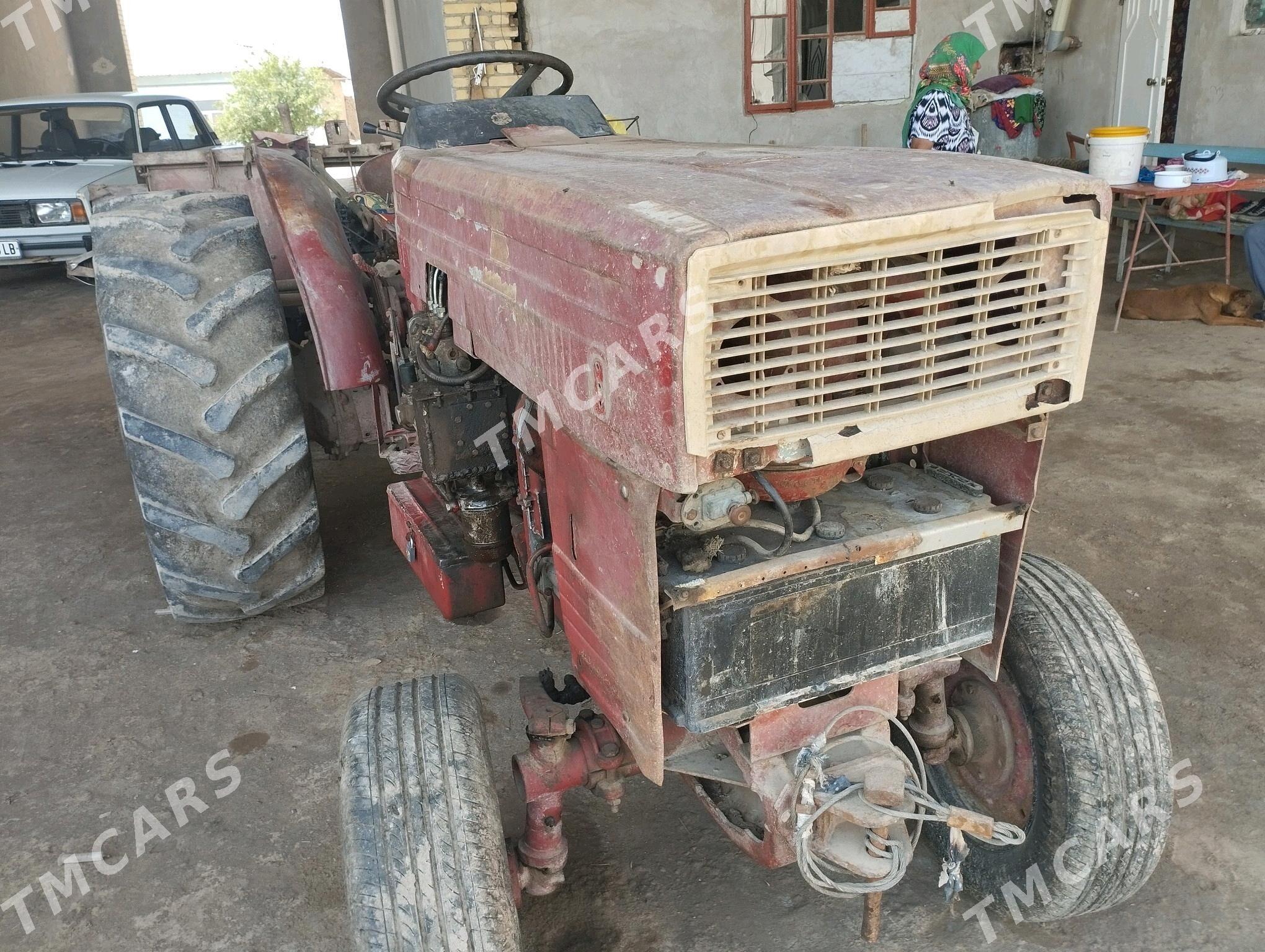 MTZ T-28 1995 - 70 000 TMT - Дянев - img 3