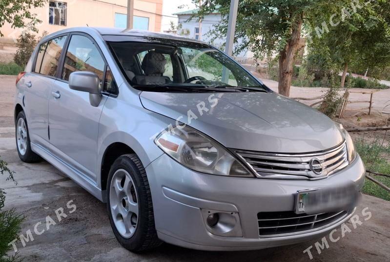 Nissan Versa 2010 - 100 000 TMT - Дашогуз - img 2
