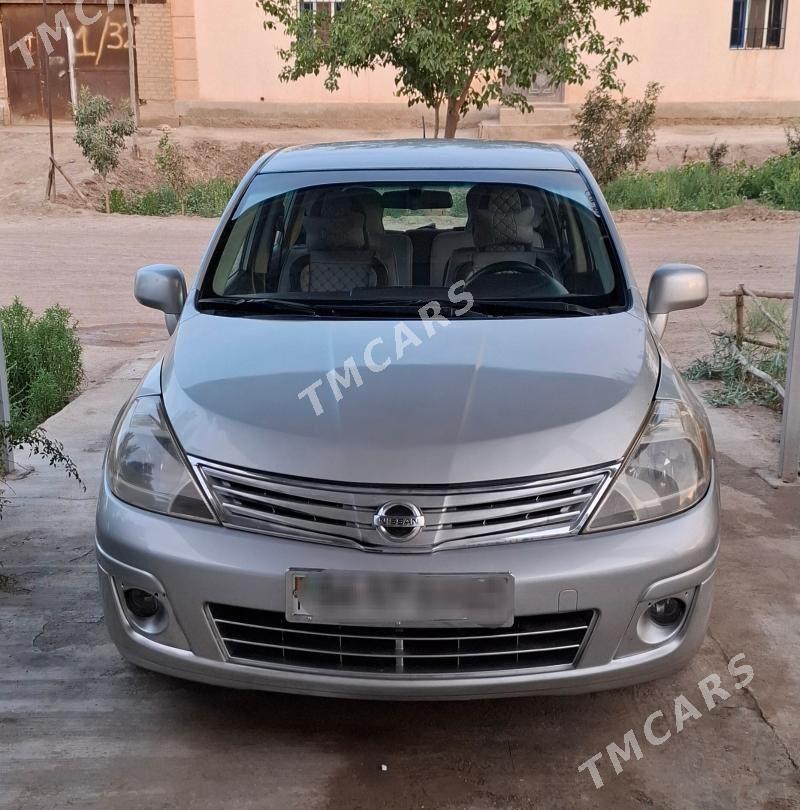 Nissan Versa 2010 - 100 000 TMT - Дашогуз - img 3