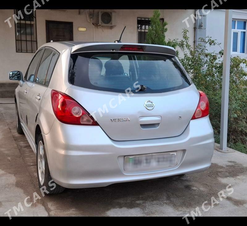 Nissan Versa 2010 - 100 000 TMT - Дашогуз - img 4
