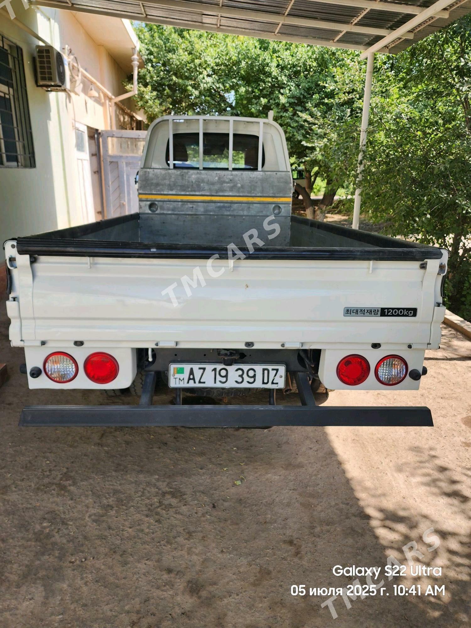 Kia Bongo 2022 - 270 000 TMT - Şabat etr. - img 5