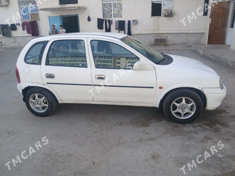 Opel Vita 1995 - 22 000 TMT - Hitrowka - img 1