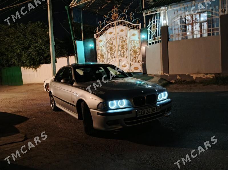BMW E39 2001 - 125 000 TMT - Garadamak - img 7