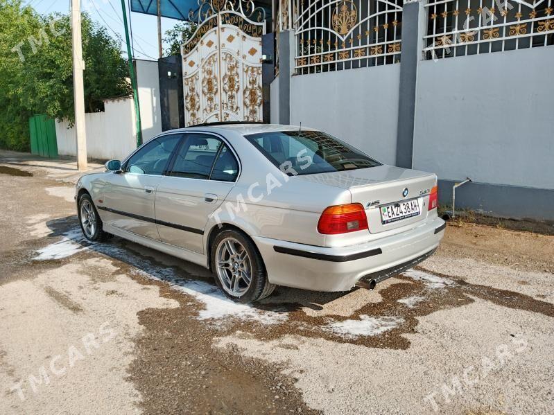 BMW E39 2001 - 125 000 TMT - Garadamak - img 9