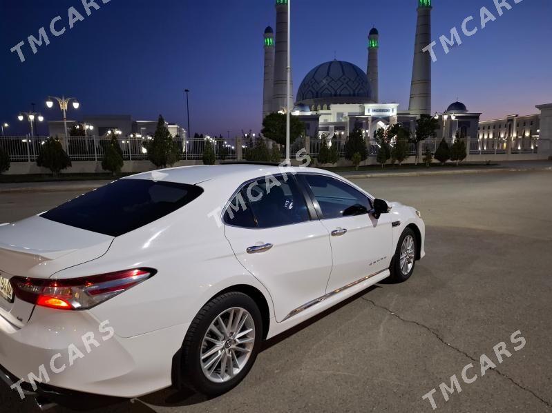 Toyota Camry 2018 - 300 000 TMT - Дашогуз - img 1