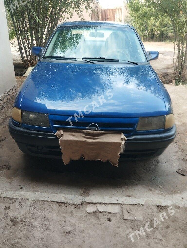 Opel Astra 1994 - 35 000 TMT - Гурбансолтан Едже - img 2