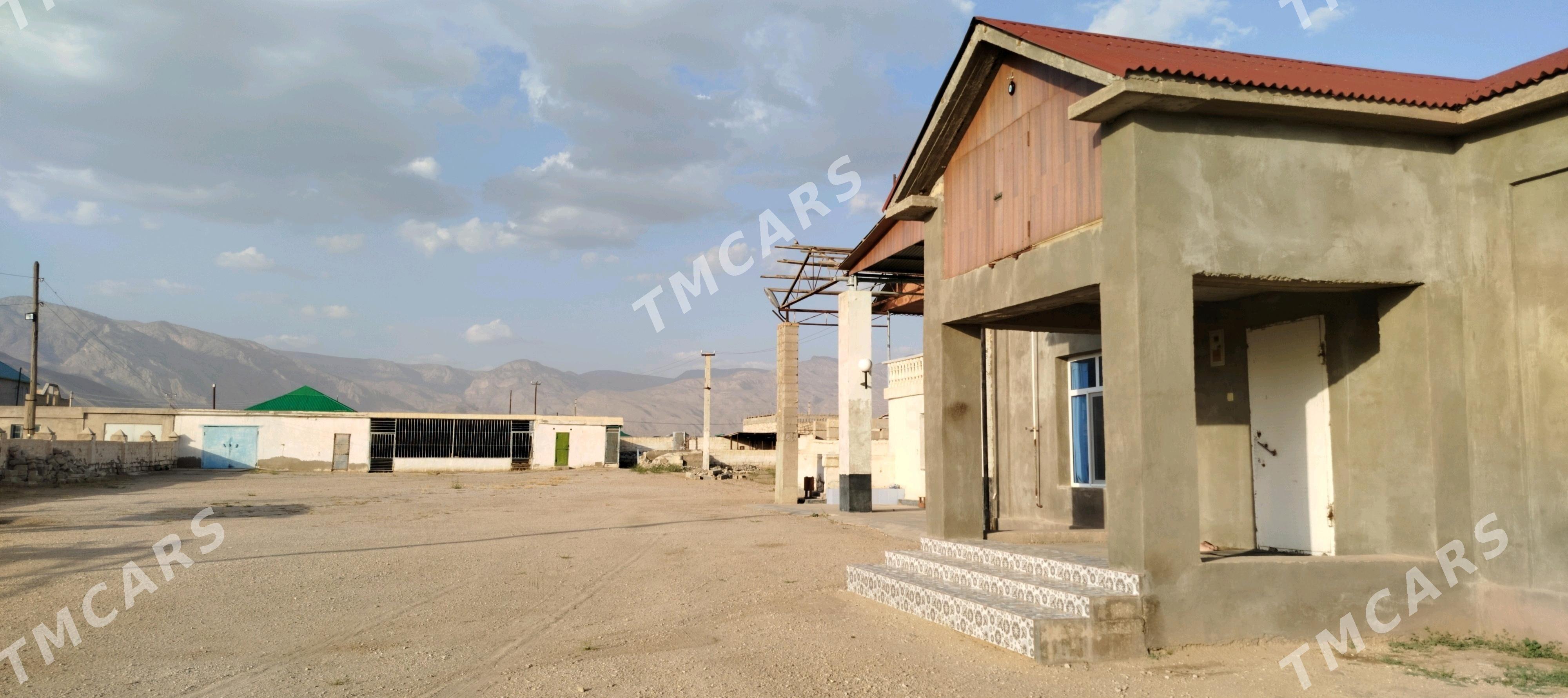Nebitçi 17kw 40x80 düzmergen - Балканабат - img 1