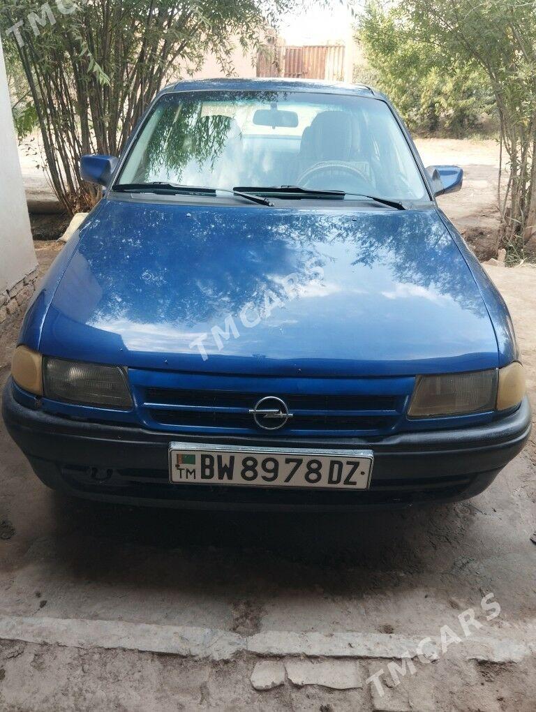 Opel Astra 1994 - 35 000 TMT - Гурбансолтан Едже - img 4