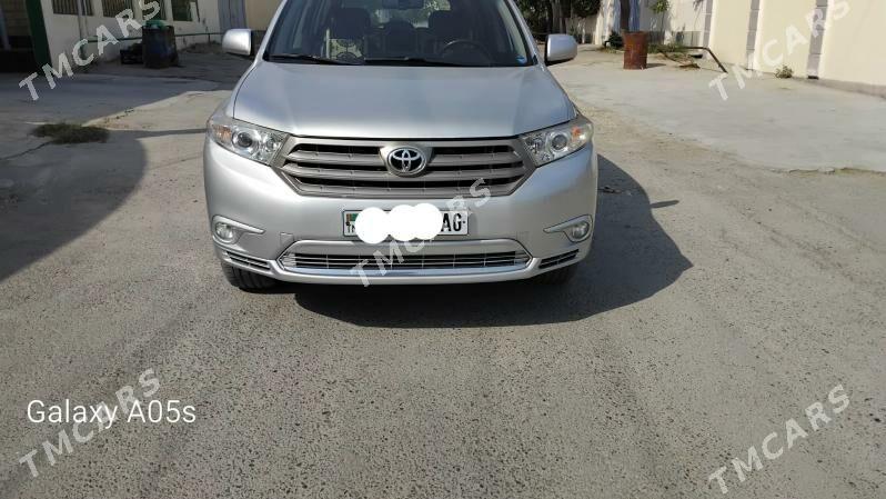 Toyota Highlander 2011 - 330 000 TMT - Ашхабад - img 2