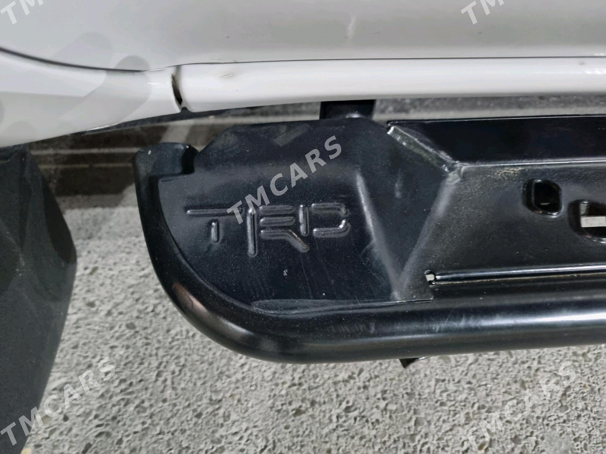Toyota Tacoma 2018 - 390 000 TMT - Aşgabat - img 9
