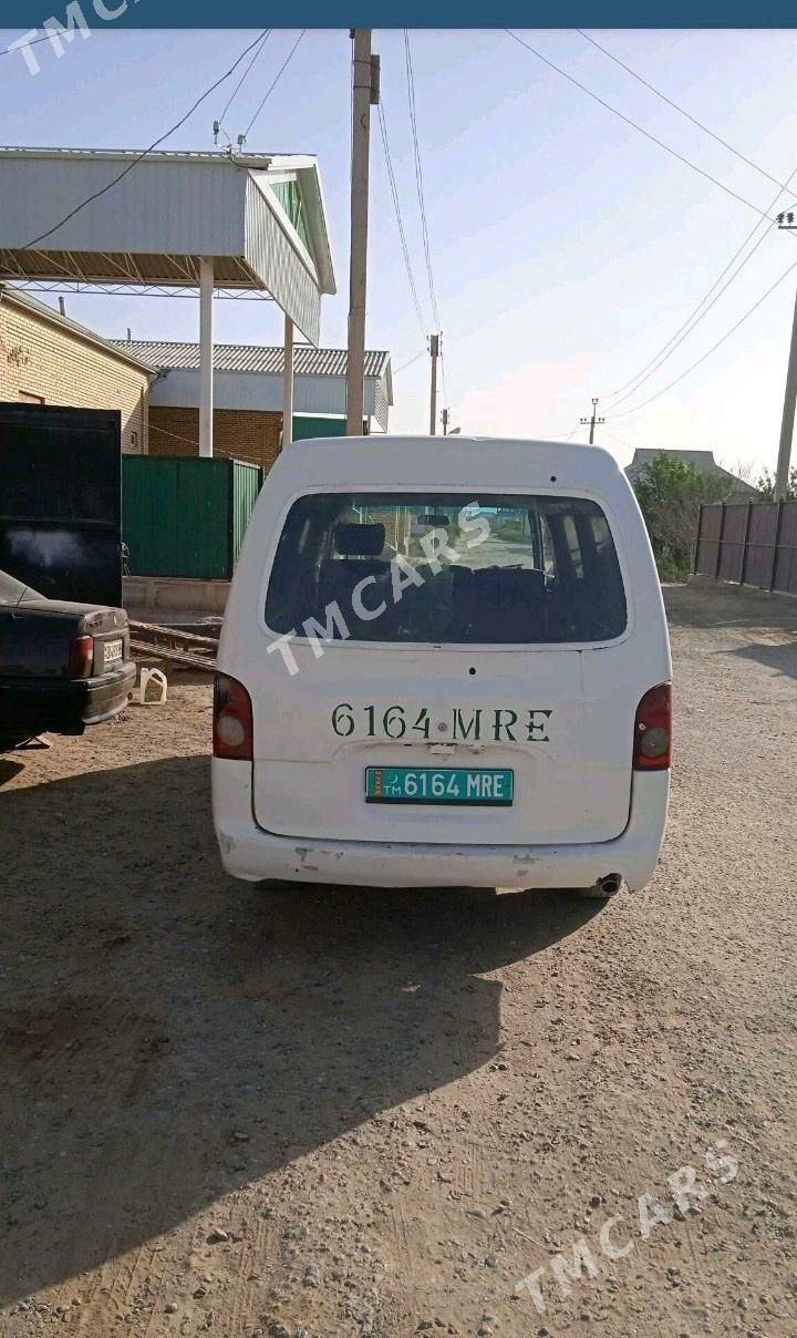Toyota Hiace 2001 - 35 000 TMT - Мары - img 2