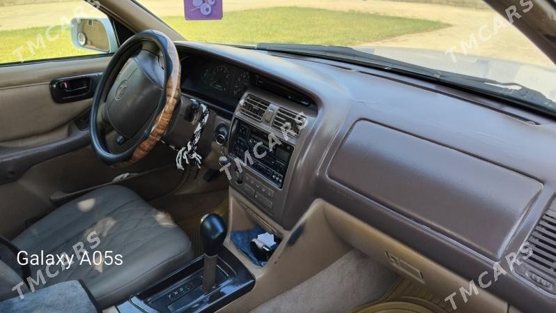 Toyota Avalon 1996 - 100 000 TMT - Байрамали - img 3