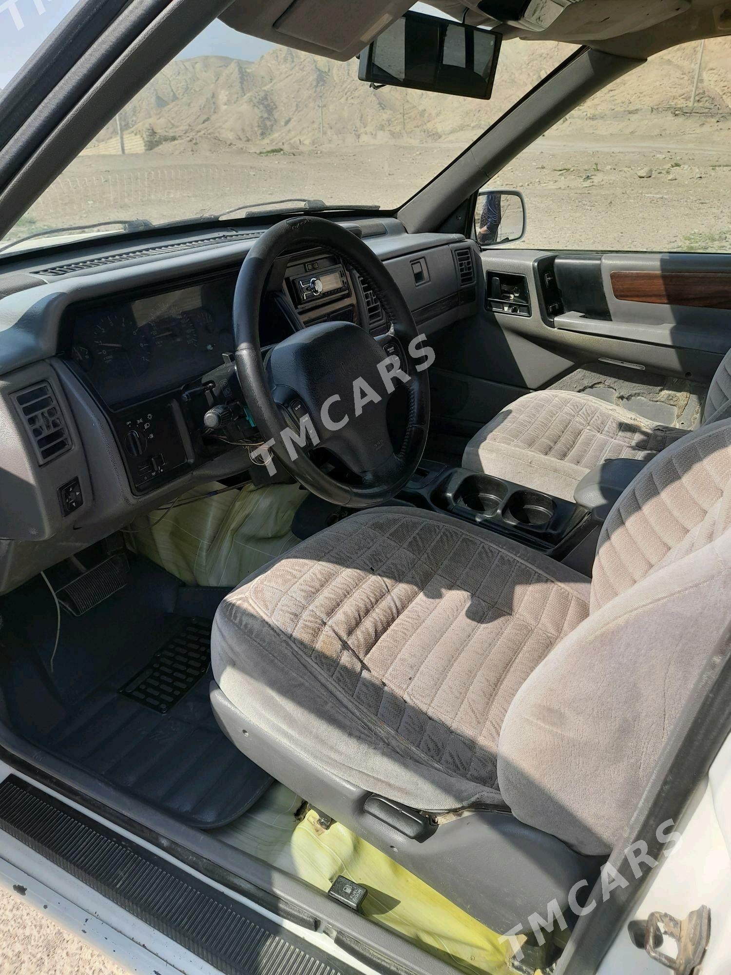 Jeep Grand Cherokee 1994 - 25 000 TMT - Türkmenbaşy - img 5