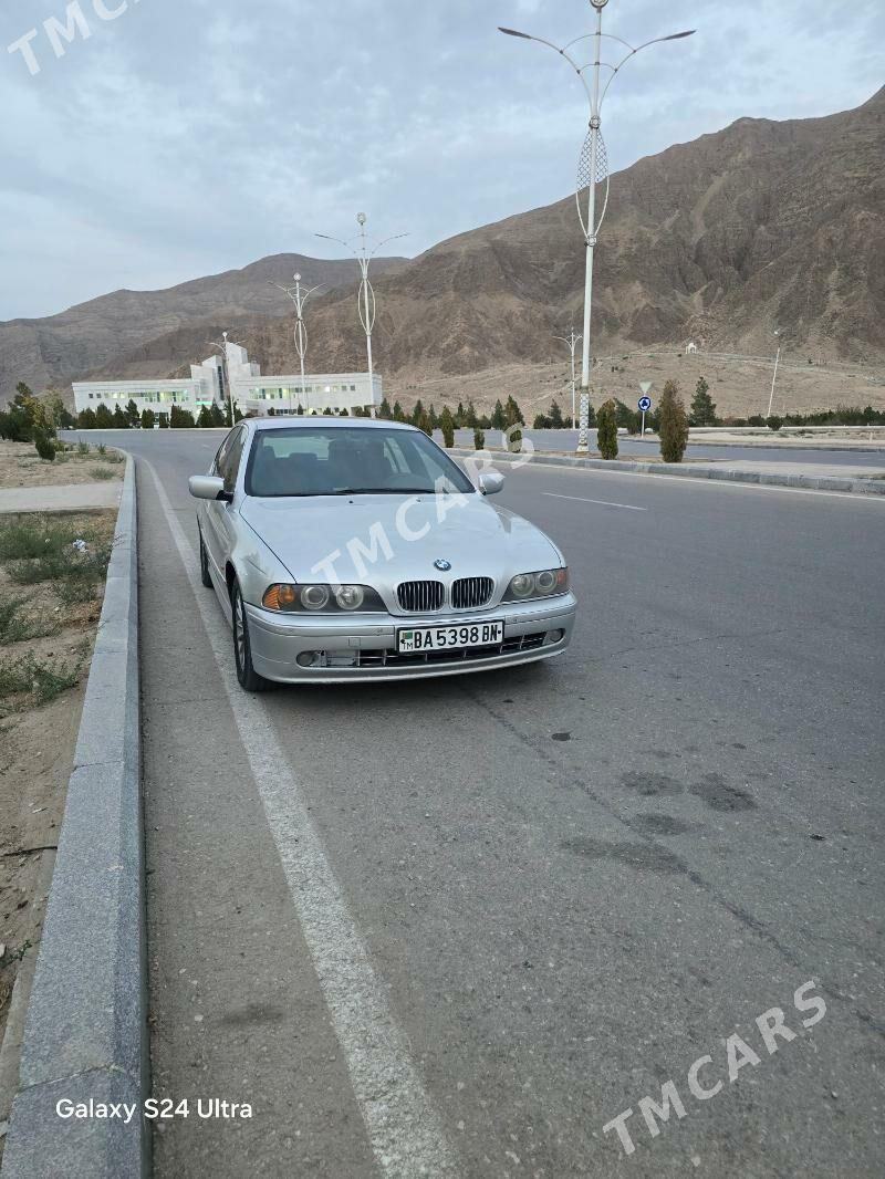BMW E39 2001 - 120 000 TMT - Gumdag - img 4