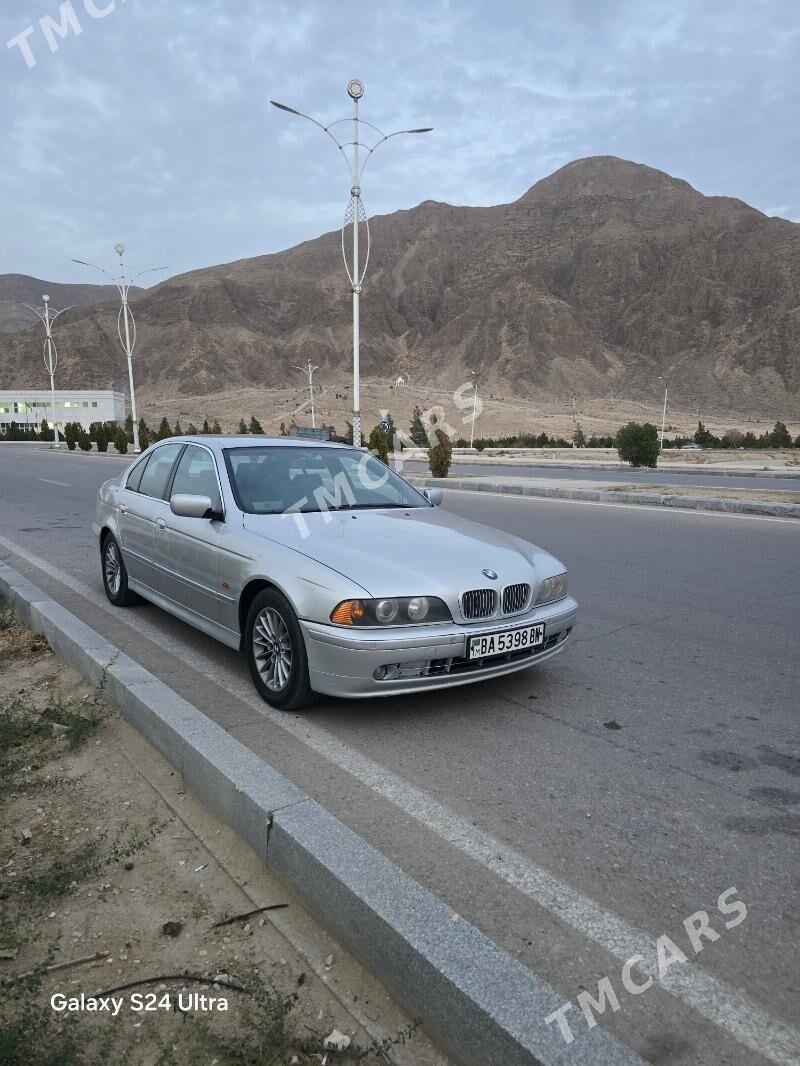 BMW E39 2001 - 120 000 TMT - Gumdag - img 5