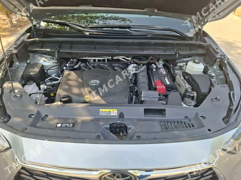 Toyota Highlander 2020 - 530 000 TMT - Дашогуз - img 7