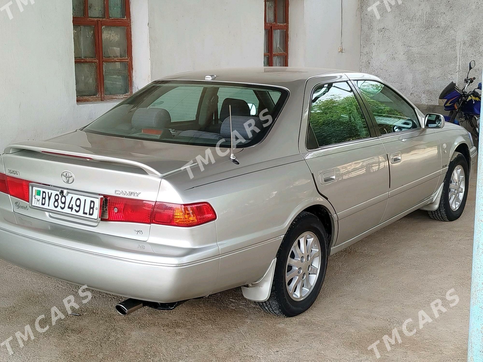 Toyota Camry 2001 - 165 000 TMT - Magdanly - img 6