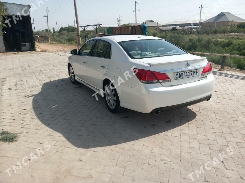 Toyota Avalon 2011 - 245 000 TMT - Baýramaly - img 1
