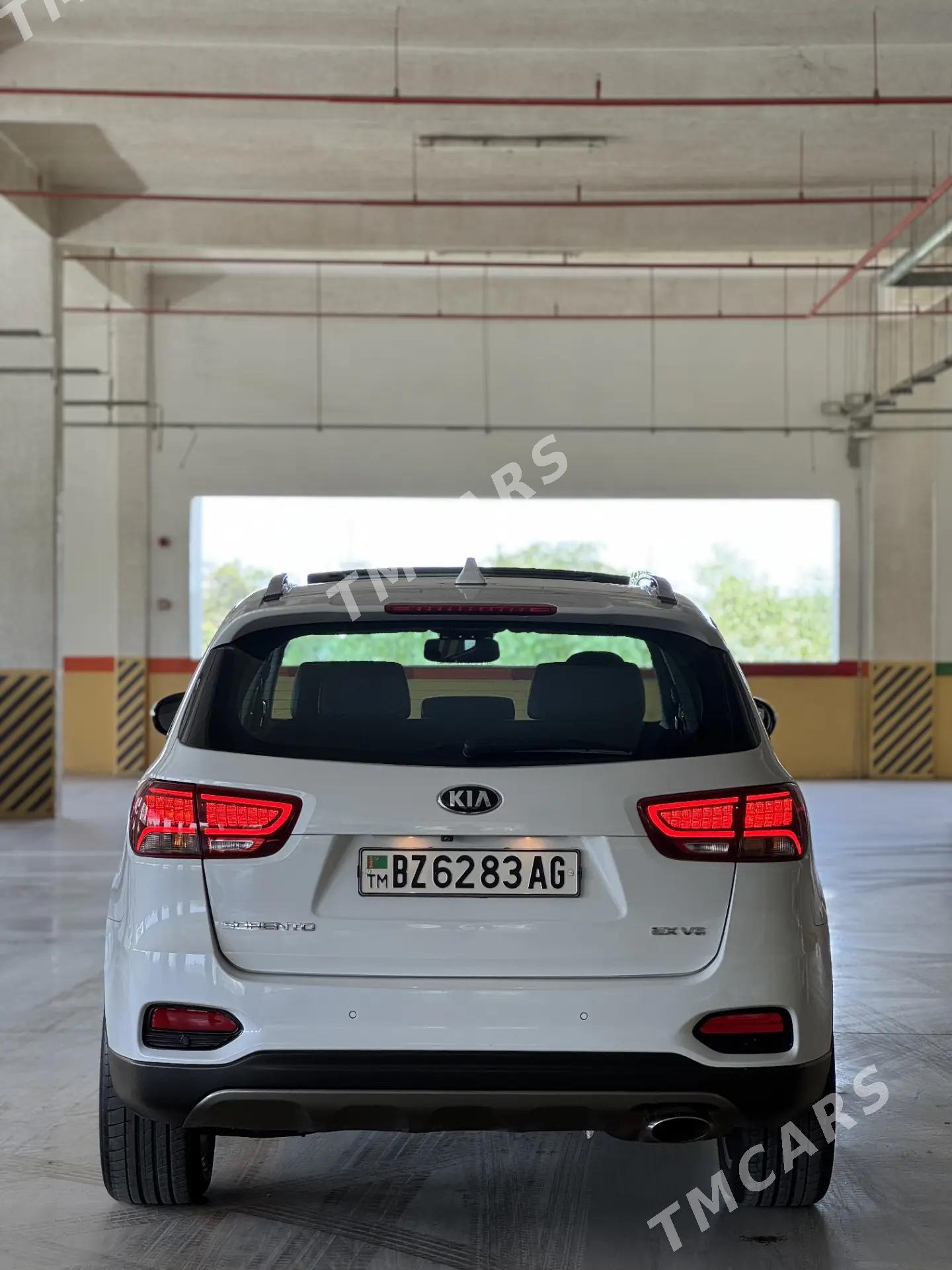 Kia Sorento 2018 - 340 000 TMT - Aşgabat - img 4