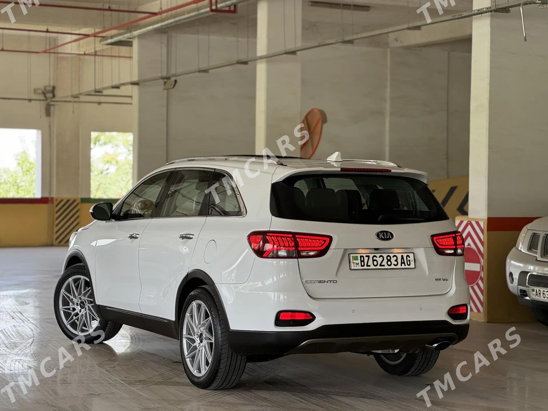 Kia Sorento 2018 - 340 000 TMT - Aşgabat - img 3