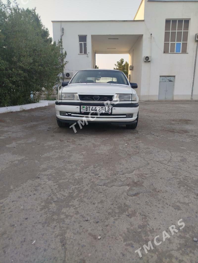 Opel Vectra 1994 - 38 000 TMT - Farap - img 2