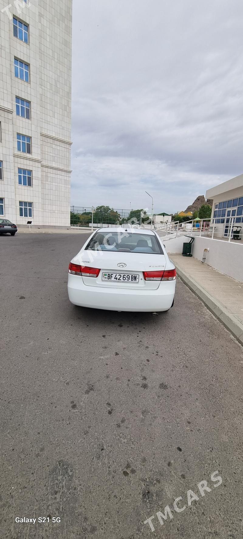 Hyundai Sonata 2006 - 100 000 TMT - Туркменбаши - img 1